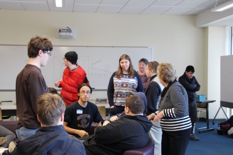 Morgan Hosts Shoreline Social