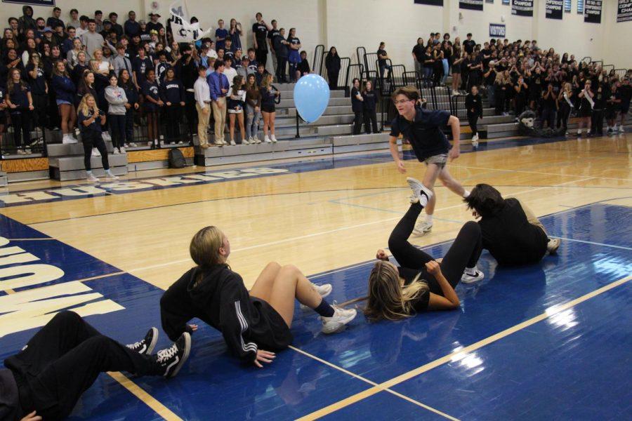 Students vs teachers balloon challenge