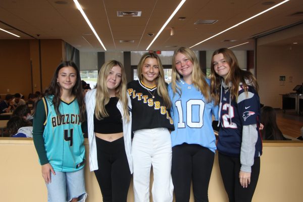 Sophomores Participate in Jersey Day 
