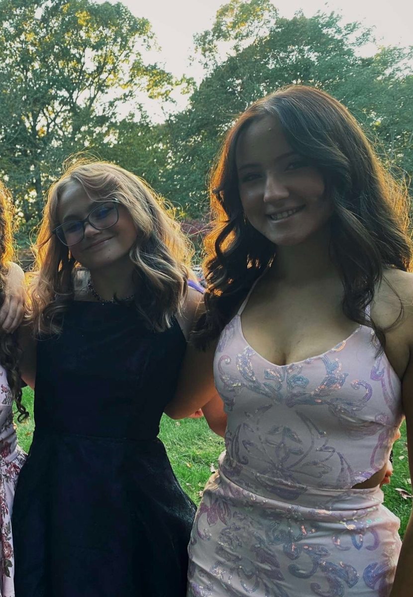Charlotte and Rayna at Homecoming