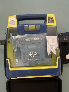 Photograph of AED device (opened)