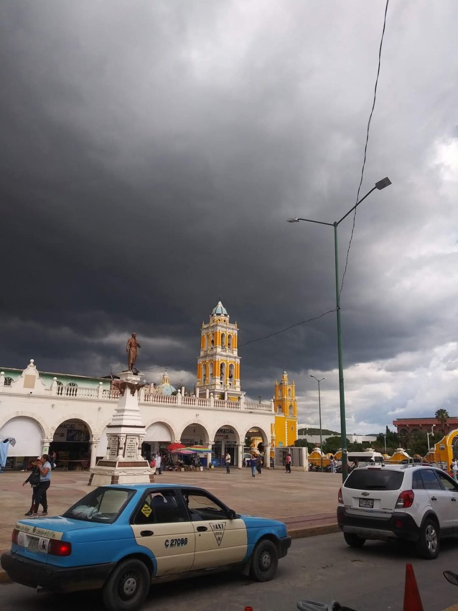 Acatlan de Osorio Puebla, en un dia nublado pero con mucho calor 