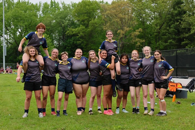 Shoreline Girls team picture after game 